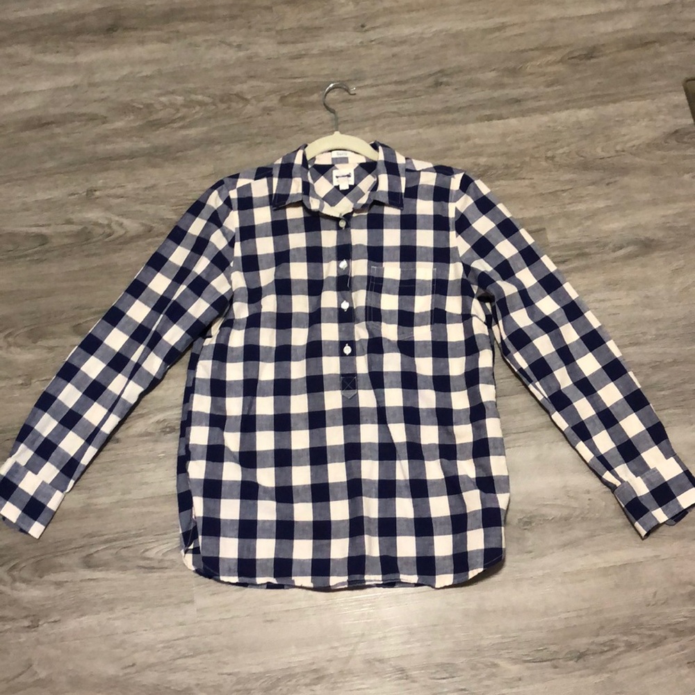 ❄️J Crew button down❄️